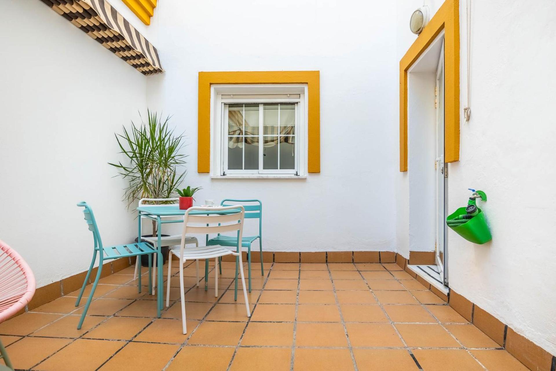 Piso Con Patio Privado Y Parking Nervion Sevilla エクステリア 写真